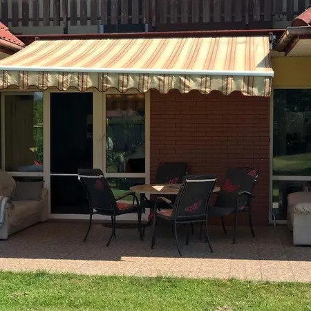 Sleeps 10 Wifi Holiday home Zdworz
