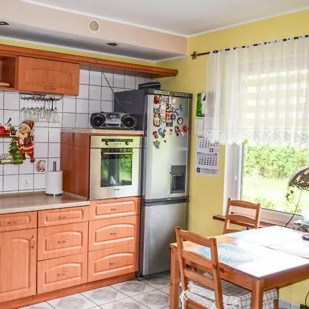 Sleeps 10 Wifi Holiday home