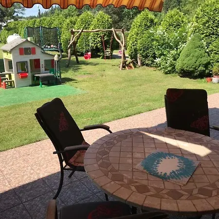 Sleeps 10 Wifi Holiday home